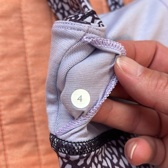 Lululemon Nouveau Limits Tank Lilac Miss Mosaic Deep Zinfandel size 4 Small - Picture 14 of 14